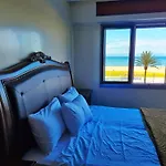 Elegant Apartment With Stunning Sea And Port View Near Top Attractions